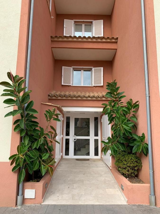 Edificio C'An Patilla Кала Ратьяда Экстерьер фото